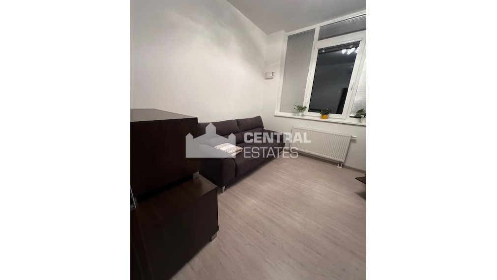 4- izbový byt, Omnia, 95.80m2, balkón, parkovanie, na prenájom v Bratislave