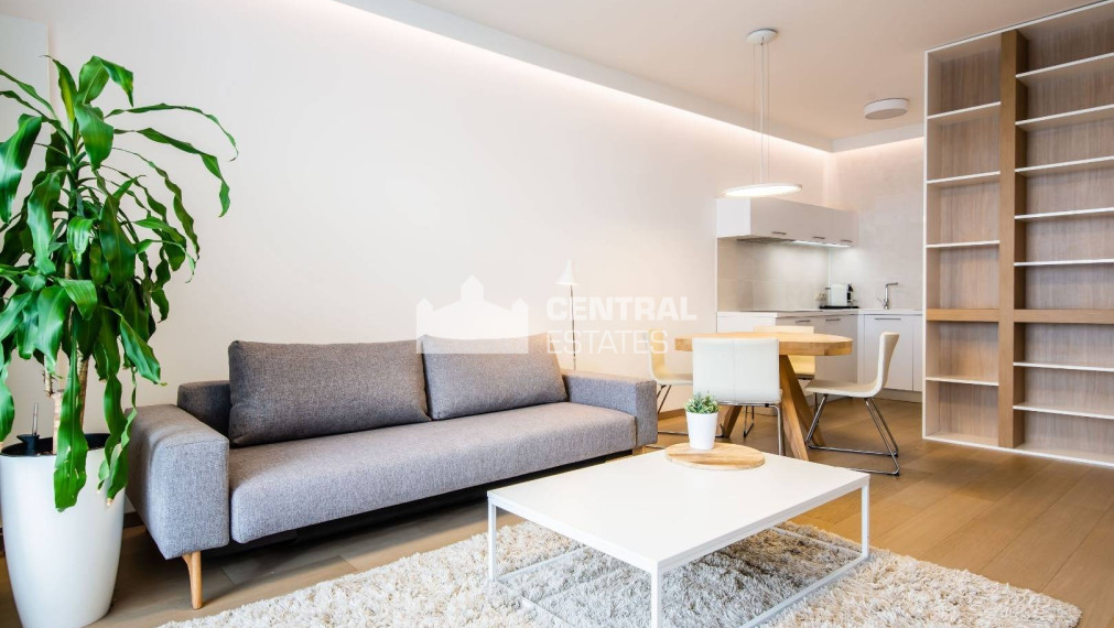 Exkluzívny 2i byt v novostavbe s lodžiou na prenájom v Starom meste