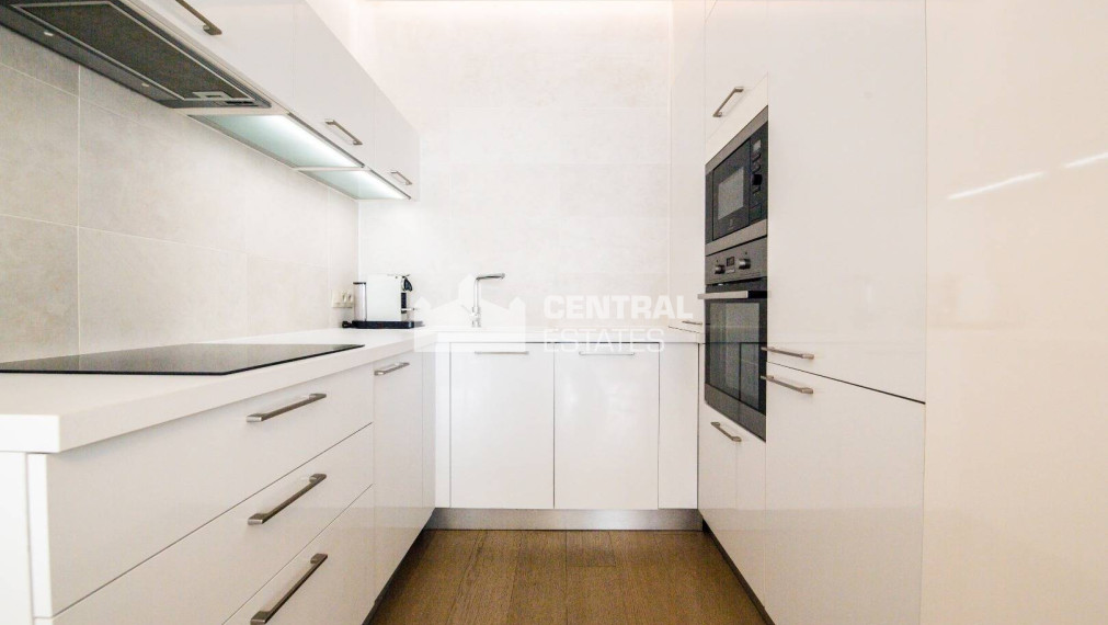 Exkluzívny 2i byt v novostavbe s lodžiou na prenájom v Starom meste