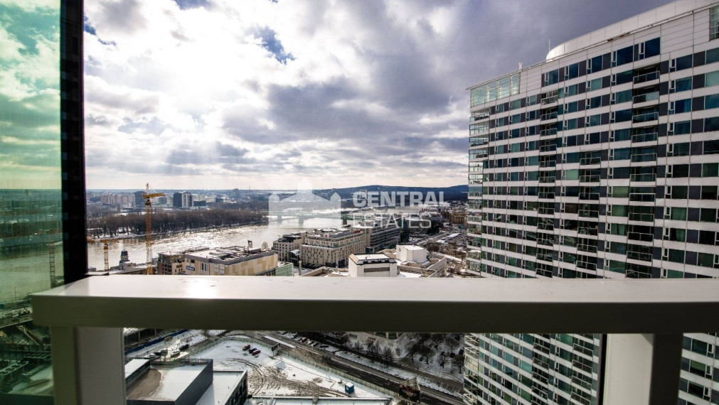 Exkluzívny 2i byt v novostavbe s lodžiou na prenájom v Starom meste