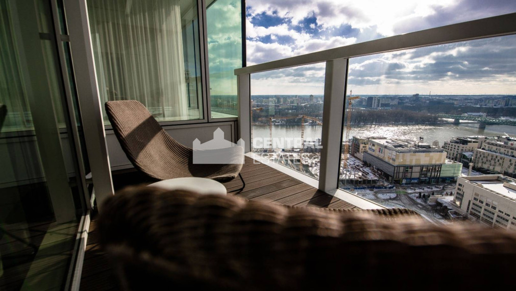 Exkluzívny 2i byt v novostavbe s lodžiou na prenájom v Starom meste