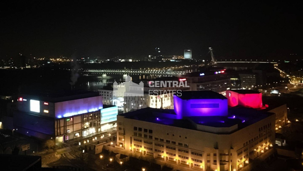 Exkluzívny 2i byt v novostavbe s lodžiou na prenájom v Starom meste