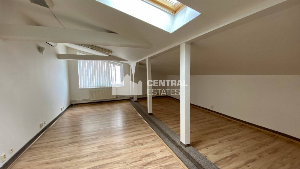 Attic air-conditioned offices with parking for rent in Ružinov