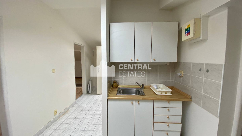 Attic air-conditioned offices with parking for rent in Ružinov