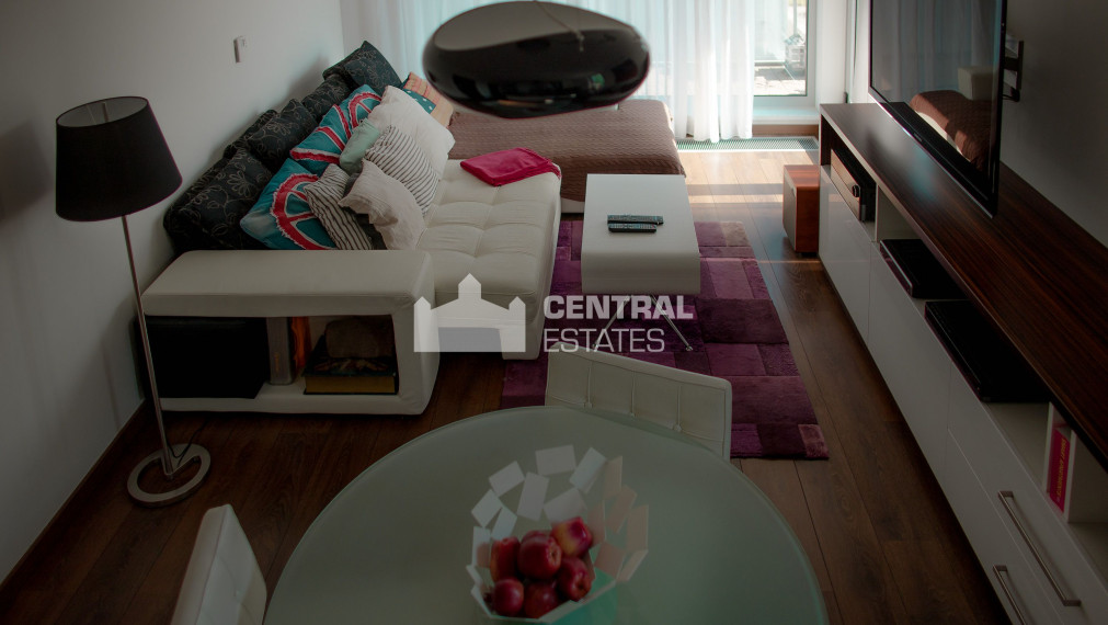 Pekný 3i byt v novostavbe s balkónom a terasou na prenájom v Karlovej Vsi