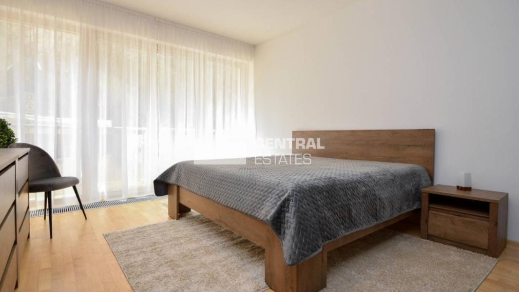 Krásny 2i byt v novostavbe s terasou a parkovaním na prenájom v Starom meste