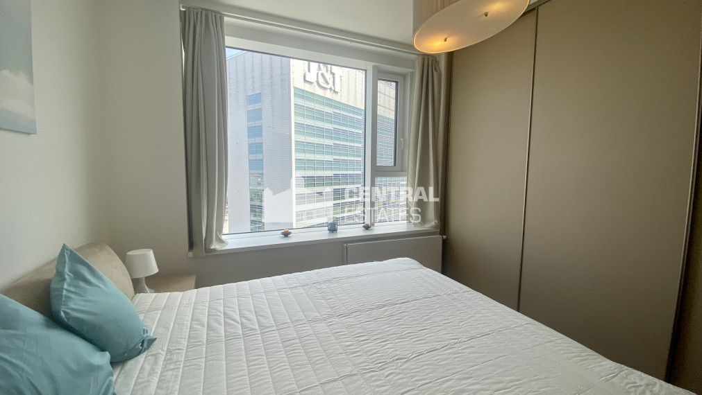 Nadštandardný klimatizovaný 4i byt s terasou na prenájom v Starom meste