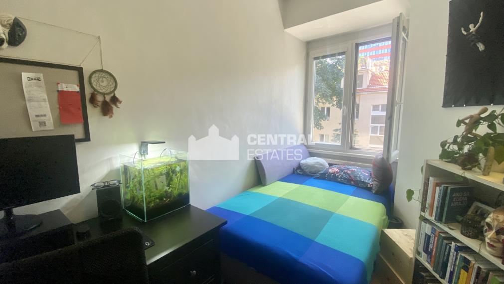 Pekný 3-izbový byt s lodžiou na prenájom v Ružinove