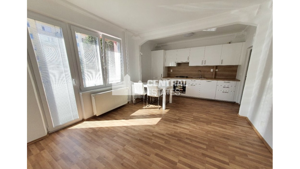Completely renovated 1-bedroom apartment with a balcony for sale in Ružinov