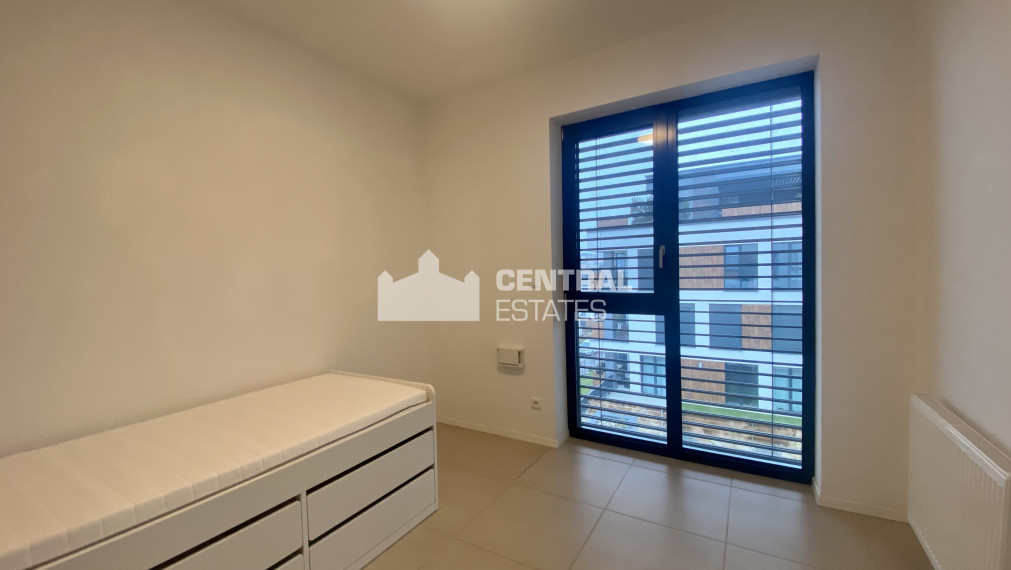 Exclusive 3- bedroom apartment in a new building with a terrace and parking for rent in Nové mesto