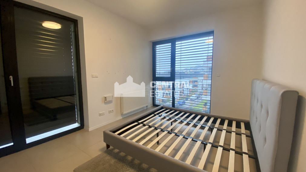 Exclusive 3- bedroom apartment in a new building with a terrace and parking for rent in Nové mesto