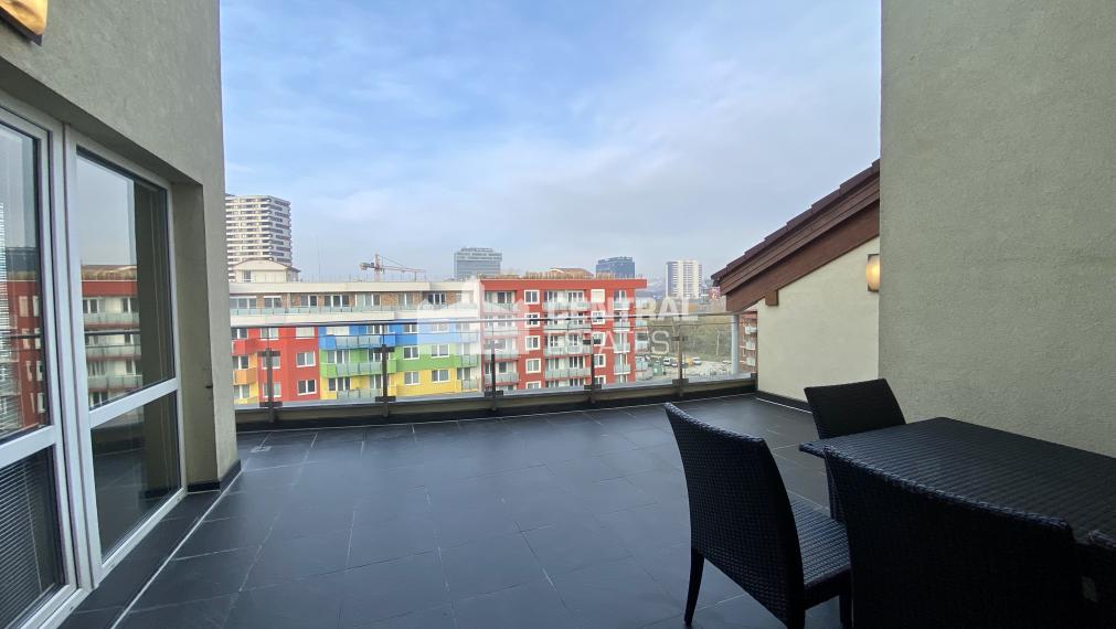 Superior 4- bedroom duplex in a new building with terrace and garage for rent in Petržalka