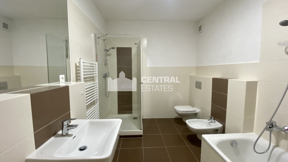 Beautiful large 2-bedroom apartment in a new building with two balconies and parking for rent in Nové mesto