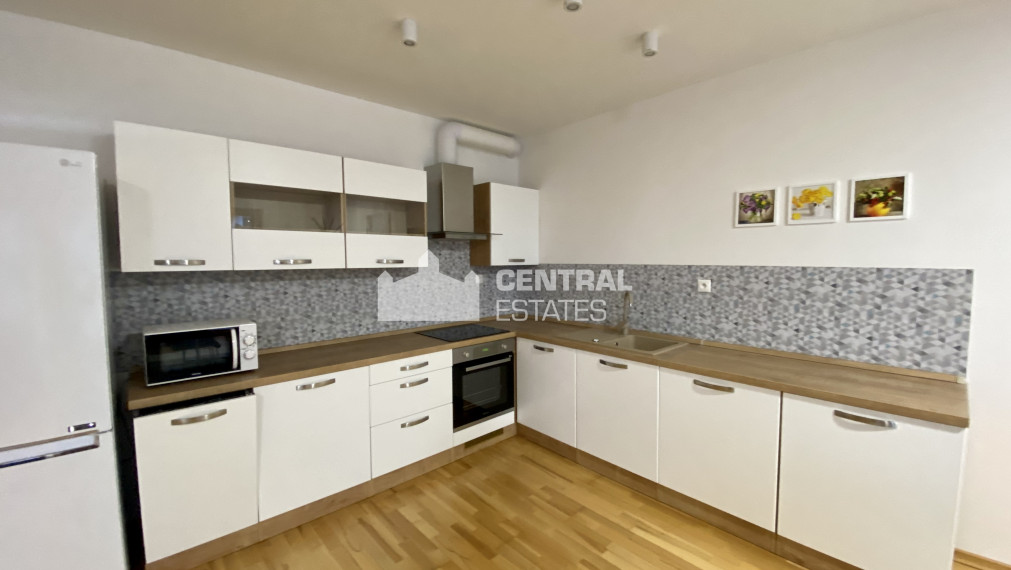 Beautiful large 2-bedroom apartment in a new building with two balconies and parking for rent in Nové mesto