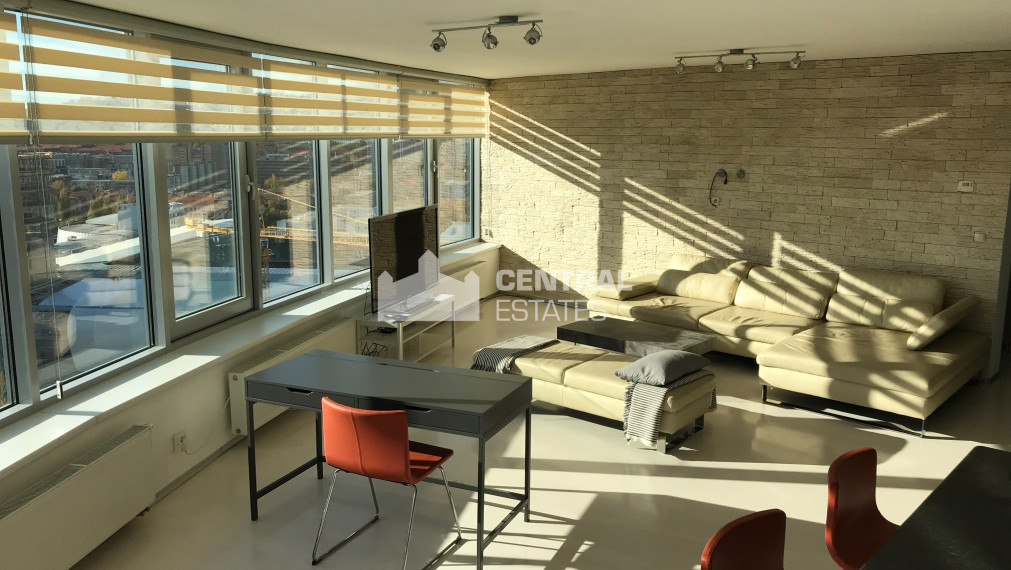 Nadštandardný veľkometrážny 2i byt v novostavbe s lodžiou na prenájom v Novom Meste