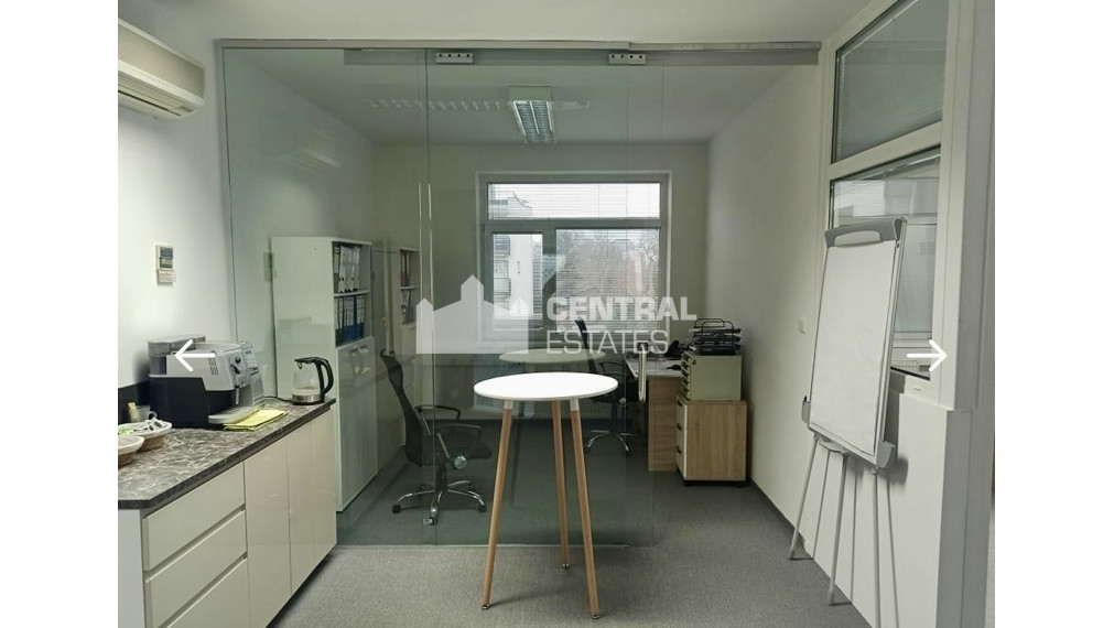 Lukratívne kancelárske priestory v novostavbe s parkovaním na prenájom v Ružinove