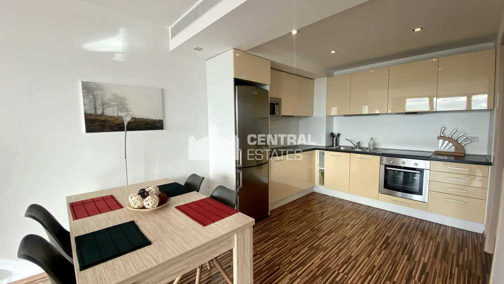 Modern air- conditioned 1-bedroom apartment in a lucrative new building with a terrace for rent in the Old Town
