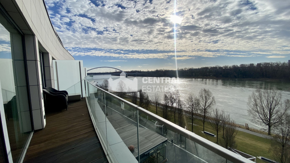 Modern air- conditioned 1-bedroom apartment in a lucrative new building with a terrace for rent in the Old Town