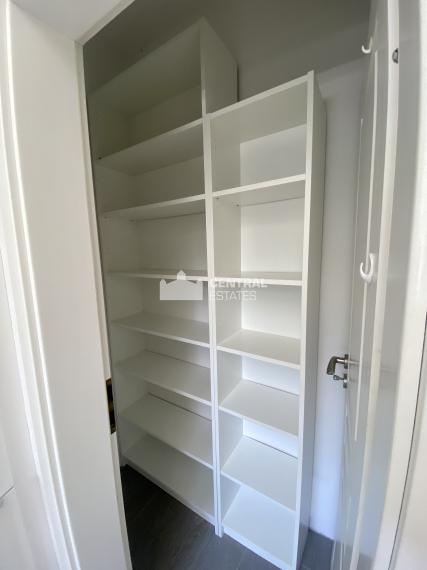 Priestranný 6-izbový rodinný dom so záhradou na prenájom v Záhorskej Bystrici