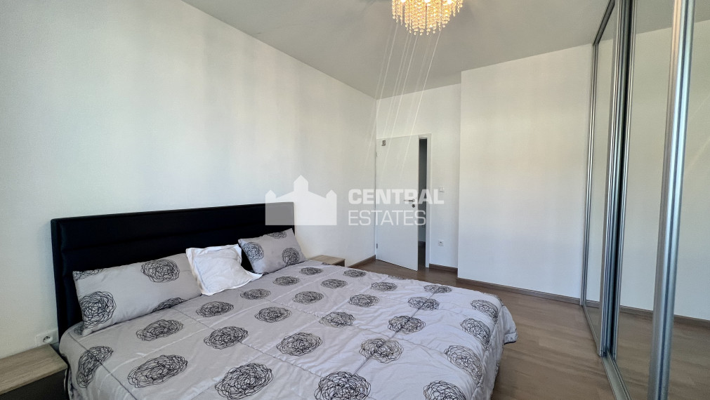 Spacious modern 2-bedroom apartment in a new building with loggia and parking for rent in Petržalka