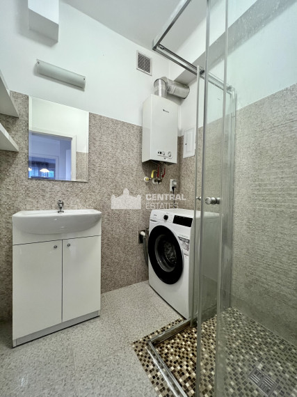 Completely renovated 1- bedroom apartment with a balcony for sale in the Old Town