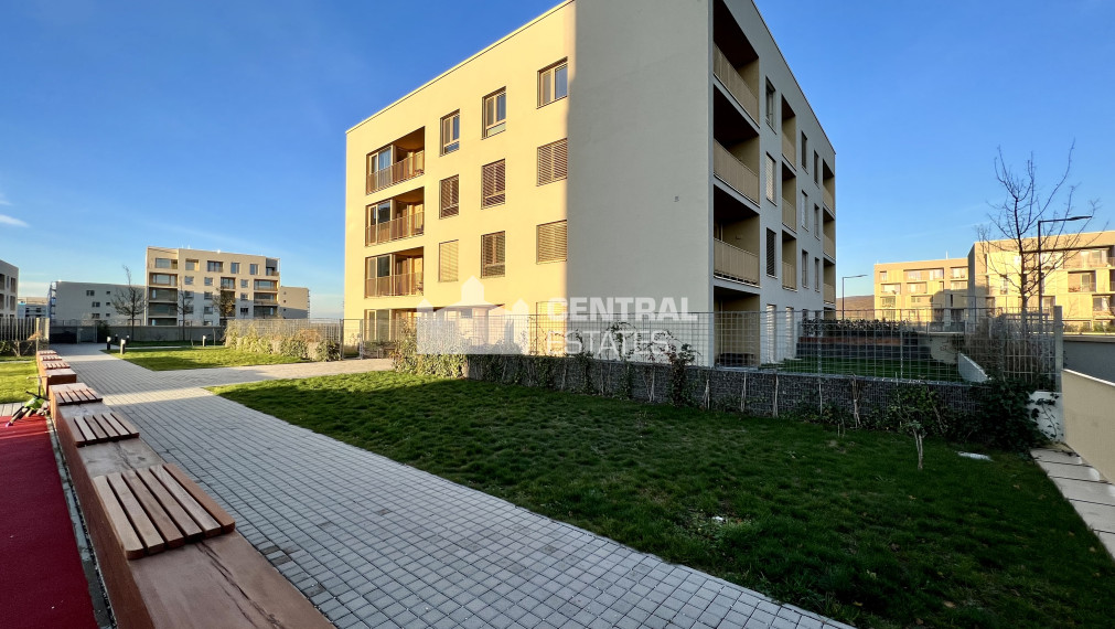 Moderný 3i byt v novostavbe s lodžiou a parkovaním na prenájom v Devínskej Novej Vsi
