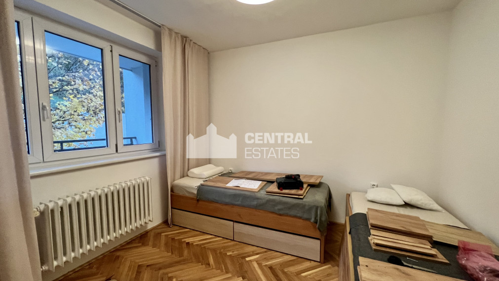 Staromestský 3i byt s veľkou lodžiou na prenájom v Starom meste