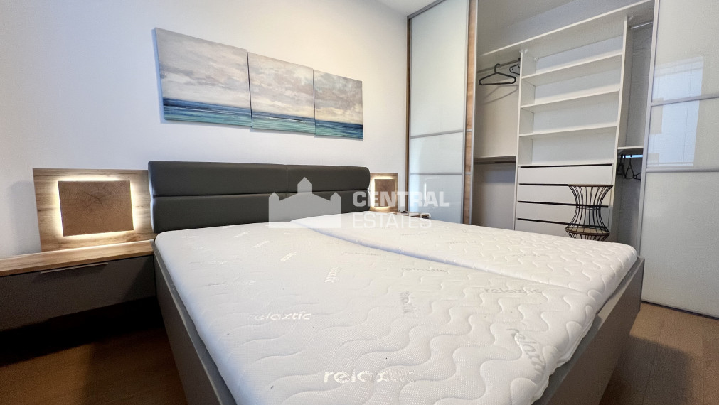 Krásny 2i byt v novostavbe s lodžiou a parkovaním na prenájom v Starom meste