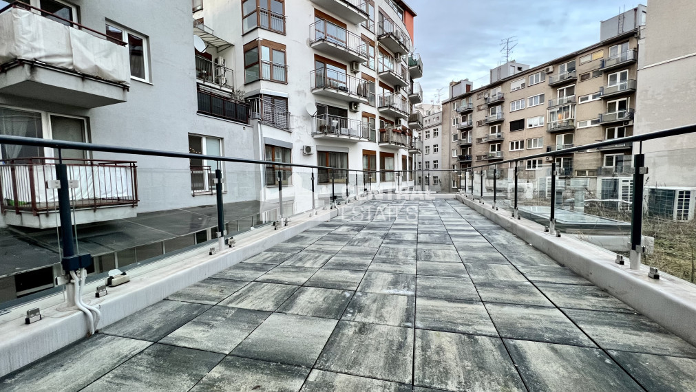 Luxusný 3i mezonet v novostavbe s terasou na prenájom v Starom meste