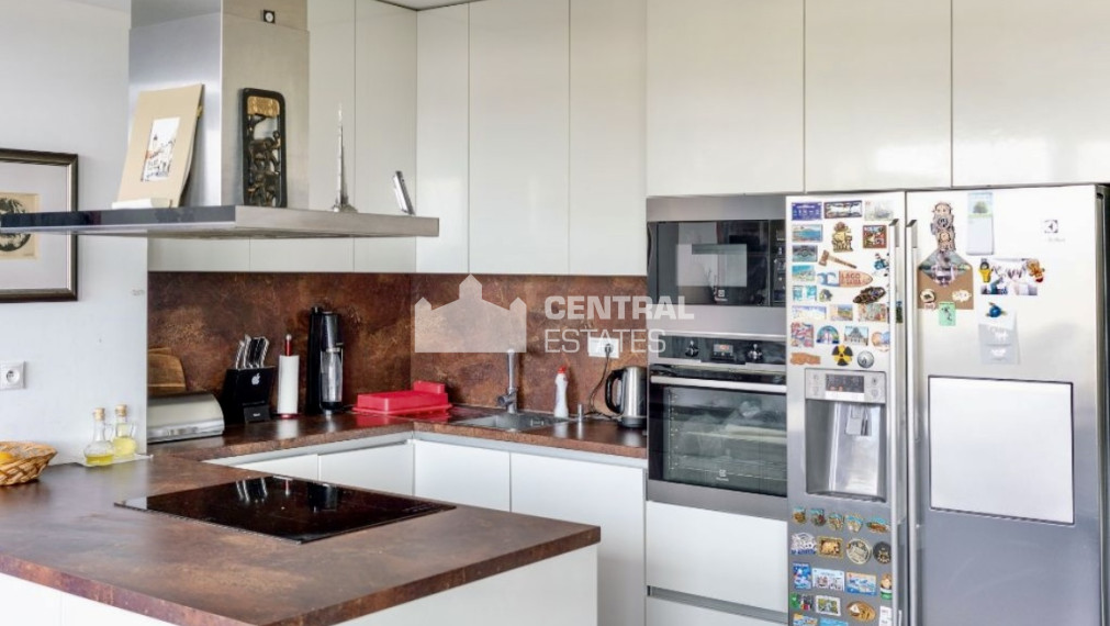 Exkluzívny 4i byt v novostavbe s terasou s parkovaním na prenájom v Starom meste