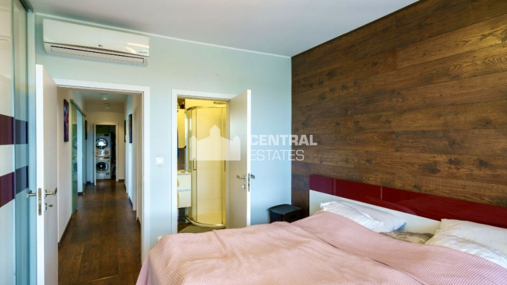 Exkluzívny 4i byt v novostavbe s terasou s parkovaním na prenájom v Starom meste