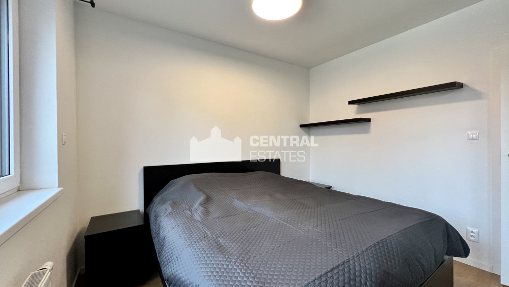 Krásny slnečný 2i byt v novostavbe s veľkou terasou a parkovaním na prenájom v Novom meste