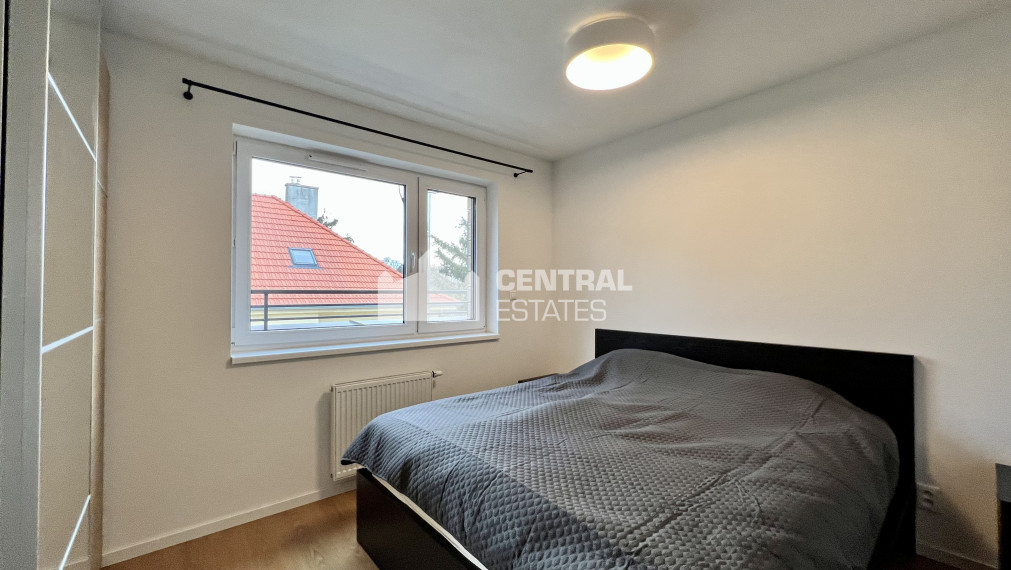 Krásny slnečný 2i byt v novostavbe s veľkou terasou a parkovaním na prenájom v Novom meste