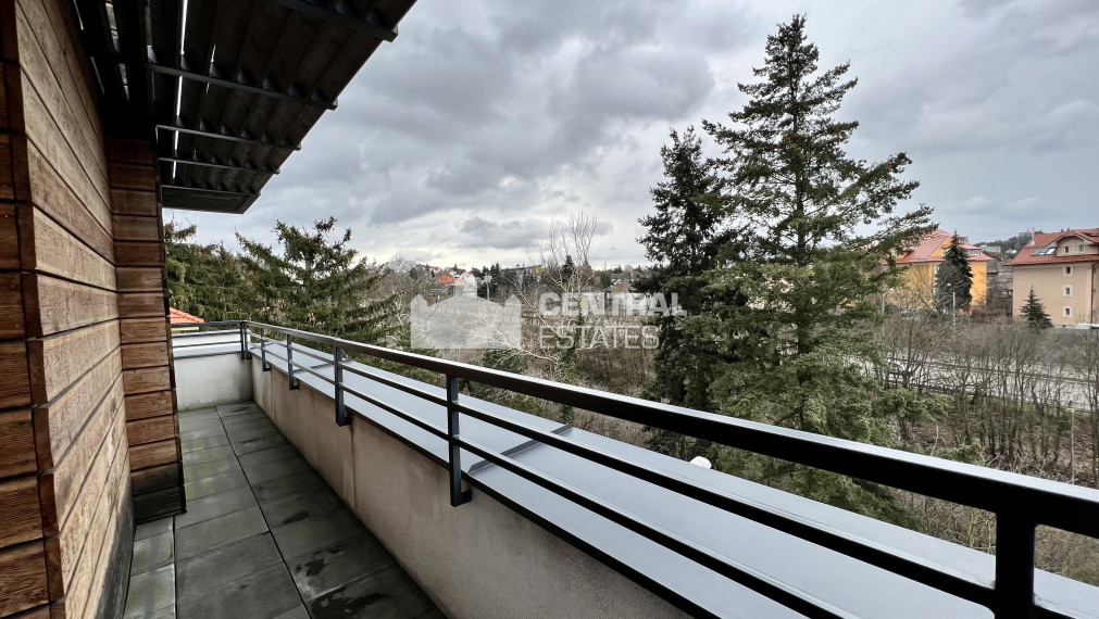 Krásny slnečný 2i byt v novostavbe s veľkou terasou a parkovaním na prenájom v Novom meste