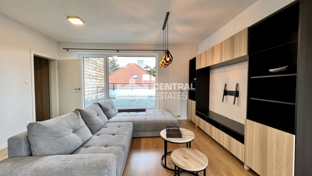 Krásny slnečný 2i byt v novostavbe s veľkou terasou a parkovaním na prenájom v Novom meste