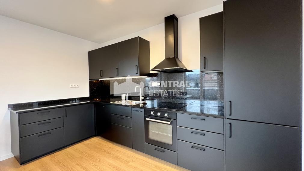 Krásny slnečný 2i byt v novostavbe s veľkou terasou a parkovaním na prenájom v Novom meste