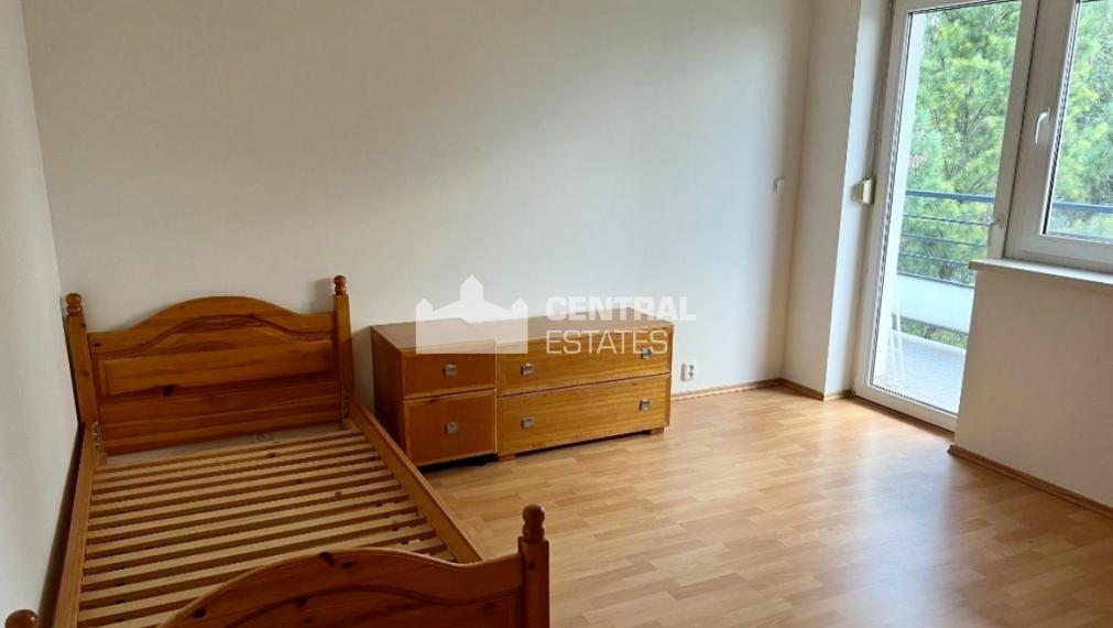 Priestranný 4i byt na prenájom v Záhorskej Bystrici