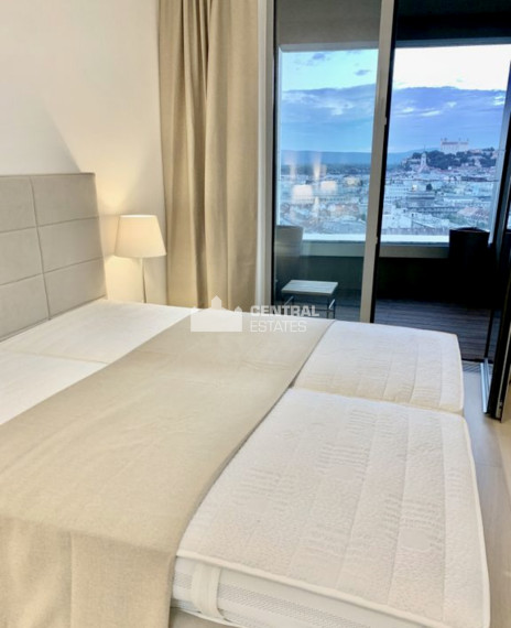 Nadštandardný 2i byt v lukratívnej novostavbe s lodžiou a parkovaním na prenájom v Starom meste