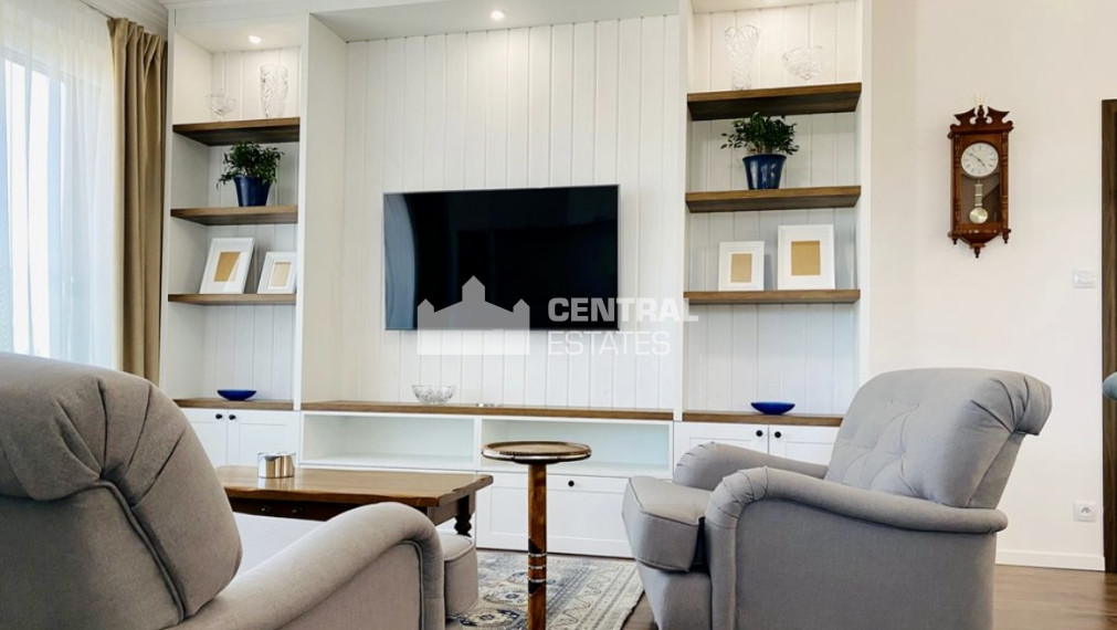 Luxusný 2i byt v novostavbe s lodžiou a parkovaním na prenájom v Starom meste