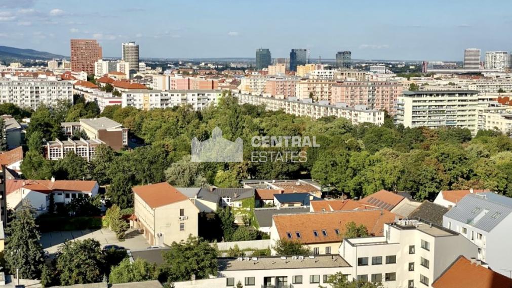 Luxusný 2i byt v novostavbe s lodžiou a parkovaním na prenájom v Starom meste