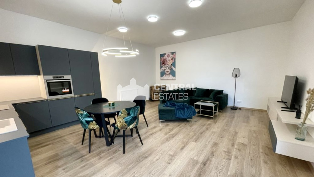 Kompletne zrekonštruovaný 2i byt na prenájom v Starom meste