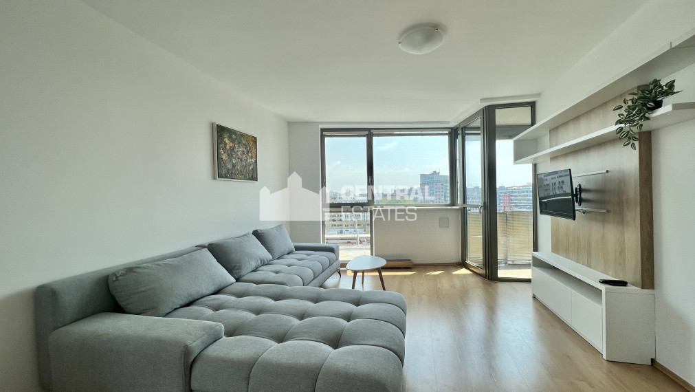 Slnečný klimatizovaný 2- izbový byt v novostavbe s lodžiou a parkovaním na prenájom v Petržalke
