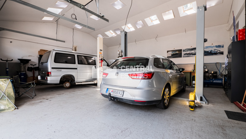 Rodinný dom s rozľahlým pozemkom na predaj v Podunajských Biskupiciach PREDANÝ