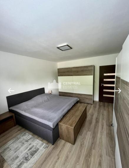 Veľkometrážny rodinný dom s rozľahlým pozemkom na predaj v Šamoríne