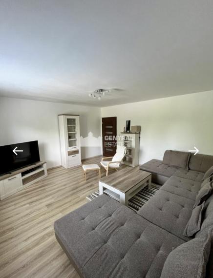 Veľkometrážny rodinný dom s rozľahlým pozemkom na predaj v Šamoríne