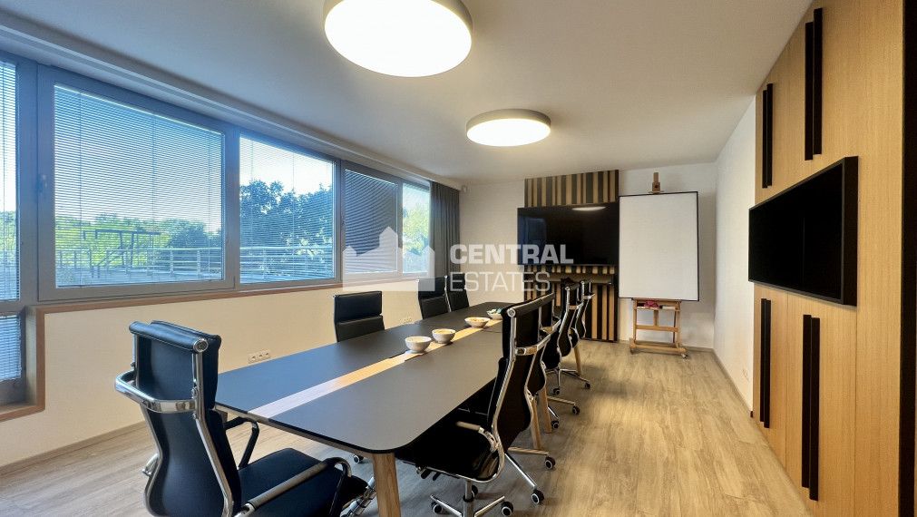 Lukratívne kancelárske priestory v novostavbe s terasou a parkovaním na predaj v Petržalke