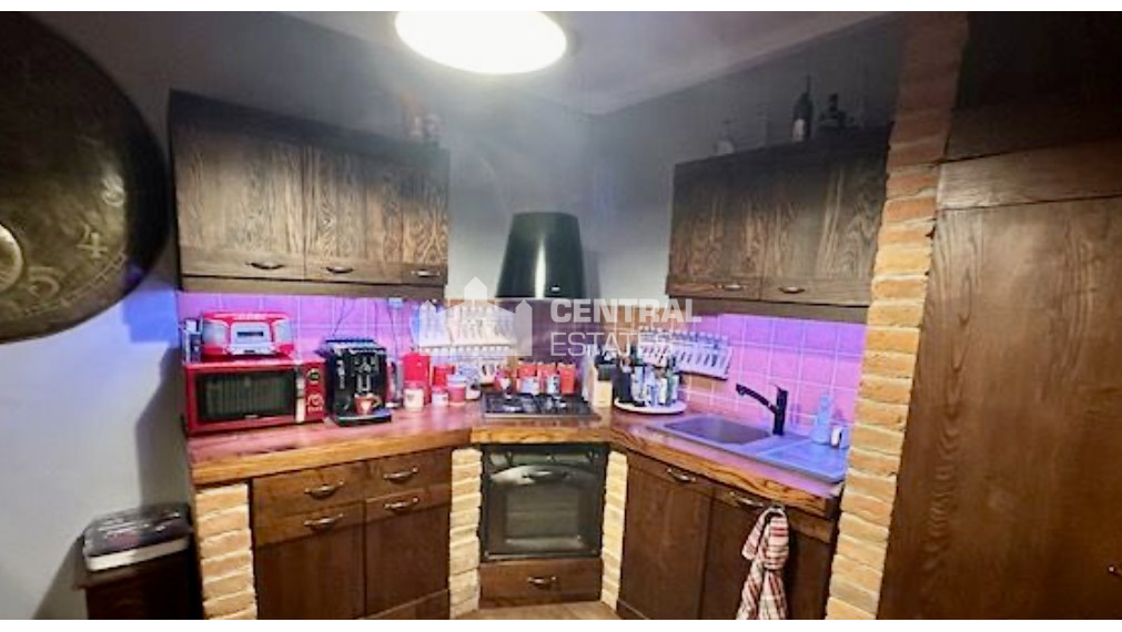 Moderný kompletne zrekonštruovaný 2- izbový byt na prenájom v Rači