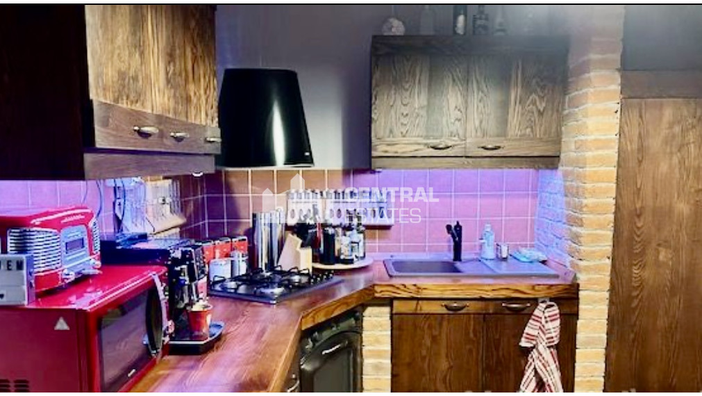 Moderný kompletne zrekonštruovaný 2- izbový byt na prenájom v Rači