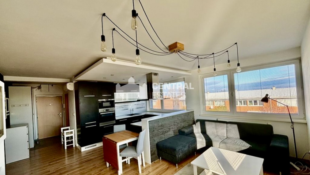 Klimatizovaný 2,5 - izbový byt v novostavbe s balkónom na prenájom v Dunajskej Lužnej