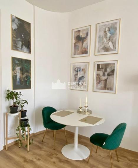 Kompletne zrekonštruovaný 2- izbový byt na prenájom v Starom meste